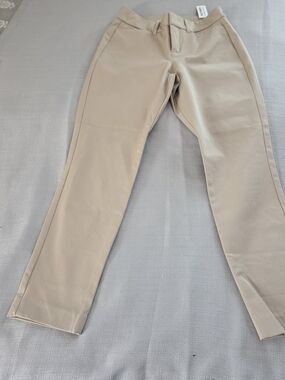 Old Navy Women's Slim Pixie Chino Pants in Beige